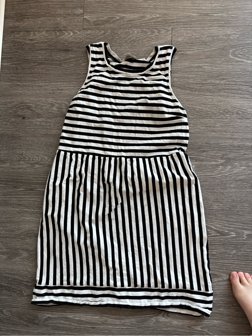 Black and White Striped Sleeveless Dress